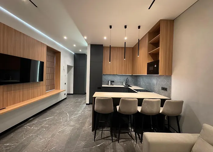 на площі ринок